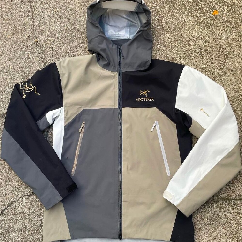 Arc'teryx BEAMS Hardshell Jacket